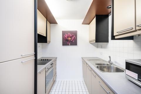 Studio to rent, Cromwell Road London SW7