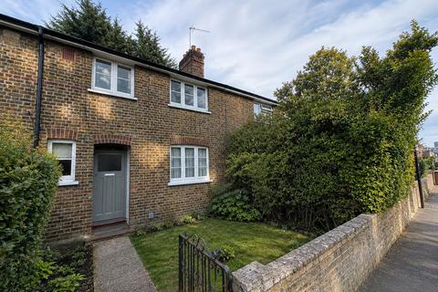 3 bedroom house to rent, Warwick Road, Walthamstow
