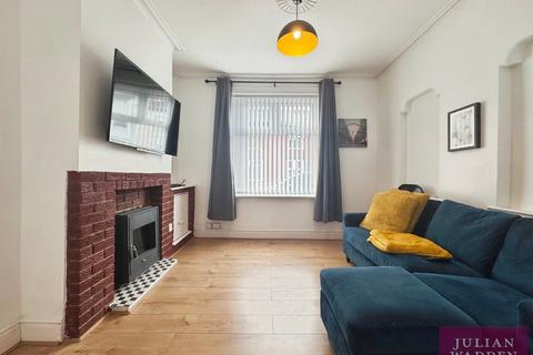 2 bedroom terraced house to rent, Watts Street, Manchester, Greater Manchester, M19