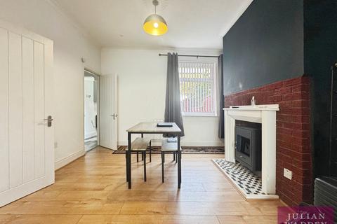 2 bedroom terraced house to rent, Watts Street, Manchester, Greater Manchester, M19