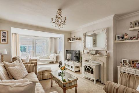 3 bedroom detached house for sale, Shipley Bridge Lane, Copthorne, Crawley