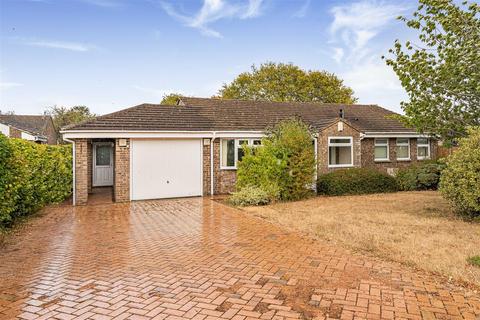 4 bedroom detached bungalow for sale, Goldsmith Close, Bicester
