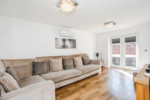 4 bedroom detached house for sale, Shetland Crescent, Rochford, Essex, SS4