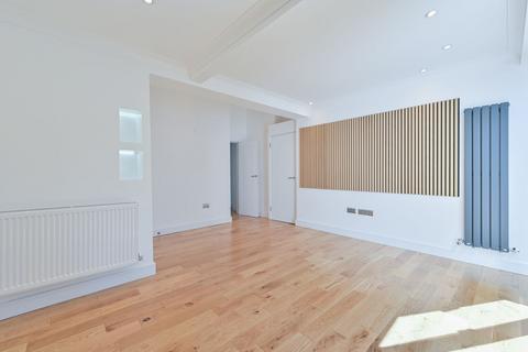 2 bedroom flat for sale, Welldon Crescent, Harrow, HA1