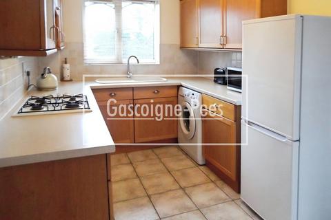 1 bedroom flat to rent, Century Court, Woking, GU21