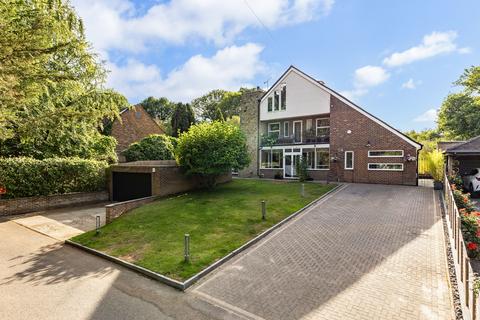 Kingswood Way, South Croydon, CR2