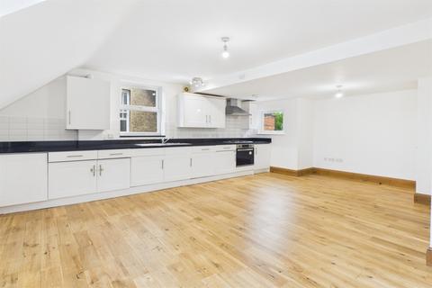 undefined, Clifton Road, London, SE25