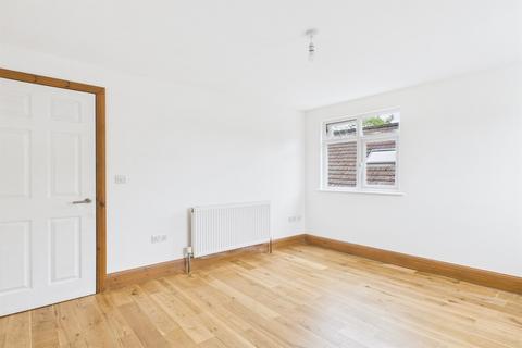 undefined, Clifton Road, London, SE25