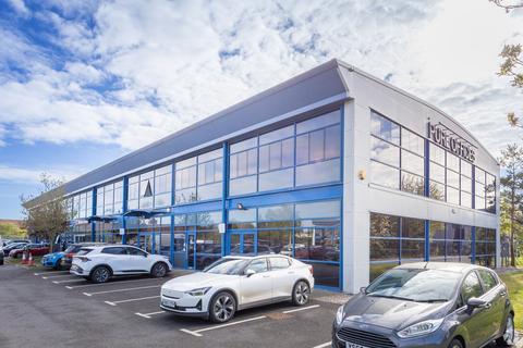 Office to rent, Smeaton Close Aylesbury HP19 8HL