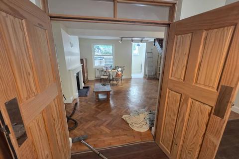 1 bedroom flat to rent, Church Road, London, SE19