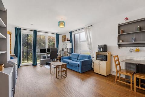 2 bedroom flat for sale, 6 Station Road, Sutton