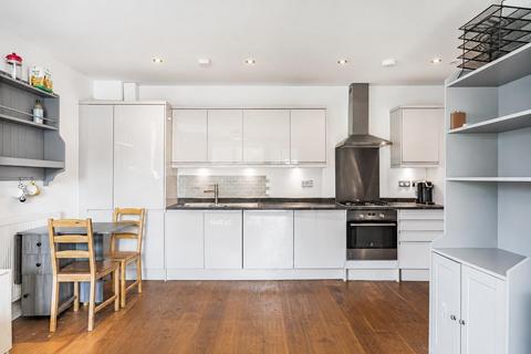 2 bedroom flat for sale, 6 Station Road, Sutton