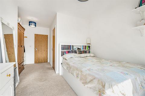 2 bedroom flat for sale, 6 Station Road, Sutton