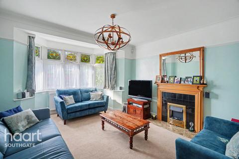Winchmore Hill Road, London