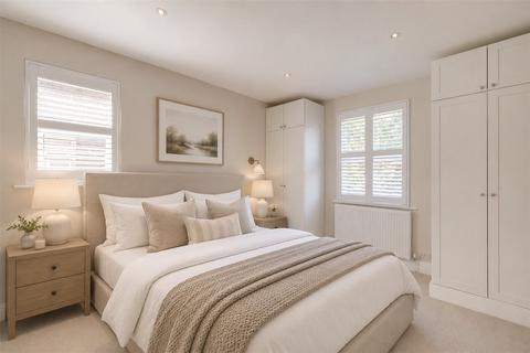 3 bedroom apartment to rent, Radipole Road, London, SW6