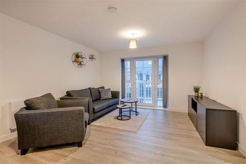2 bedroom coach house for sale, Amisse Drive, Snodland