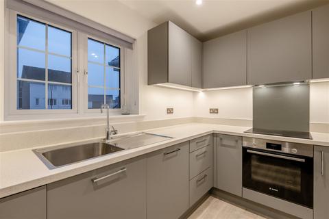 2 bedroom coach house for sale, Amisse Drive, Snodland