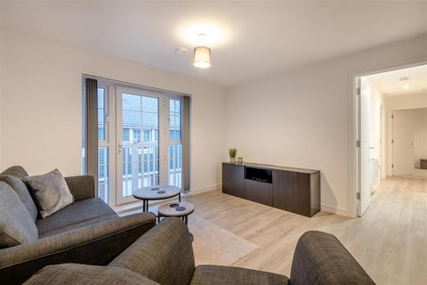 2 bedroom coach house for sale, Amisse Drive, Snodland