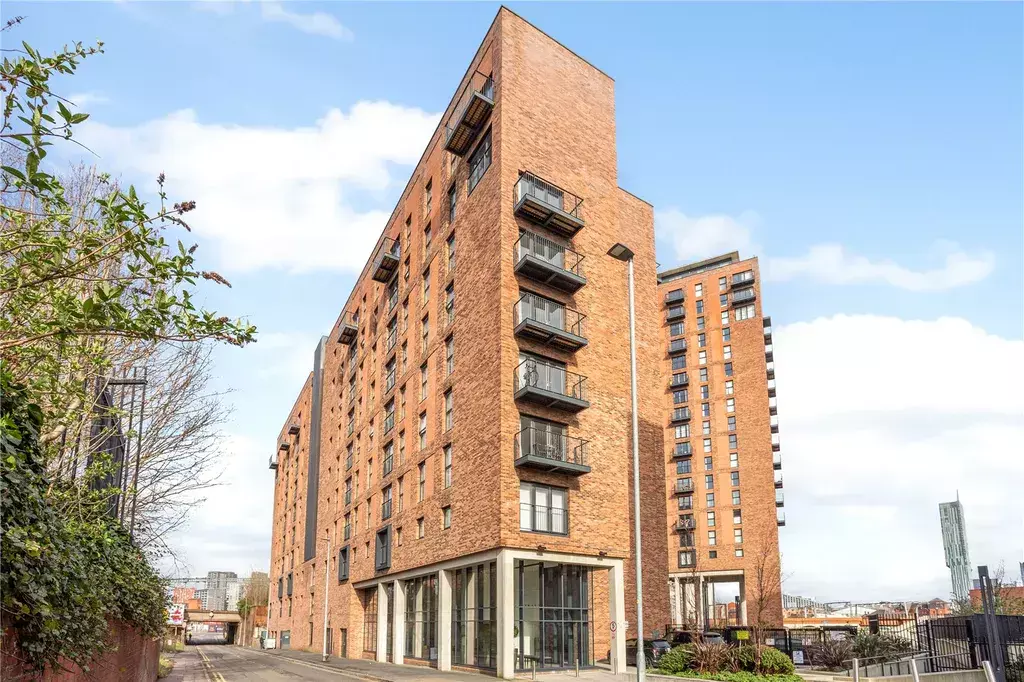 5th Floor – 2 Bed Apartment – Wilburn Basin, Salford