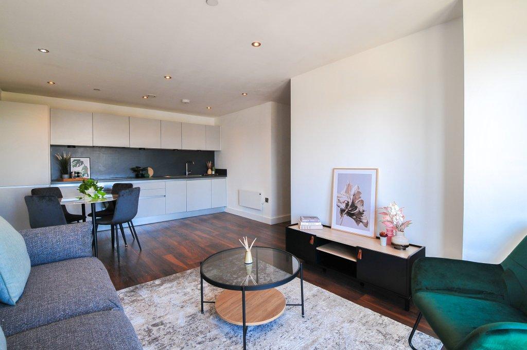 Apartment in Salford - View 4