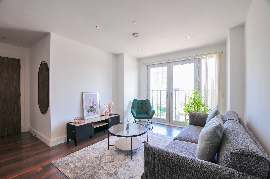Apartment in Salford - View 5