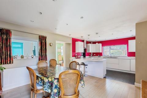 3 bedroom detached bungalow for sale, Curlieu Close, Hampton Magna, Warwick