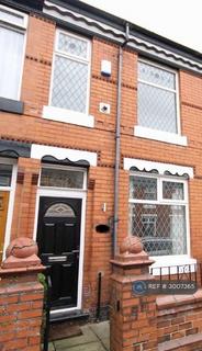 2 bedroom terraced house to rent, Horton Road, Manchester, M14