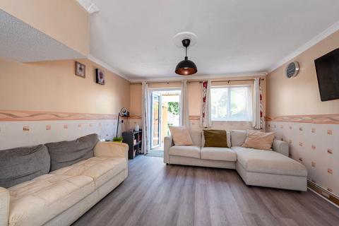 3 bedroom end of terrace house for sale, Guild Road, Erith, DA8