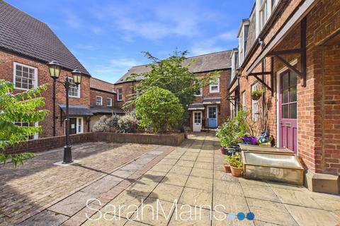 2 bedroom flat for sale, Friars, Newcastle Upon Tyne, NE1