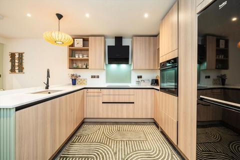 4 bedroom terraced house for sale, Beaumont Road, London W4