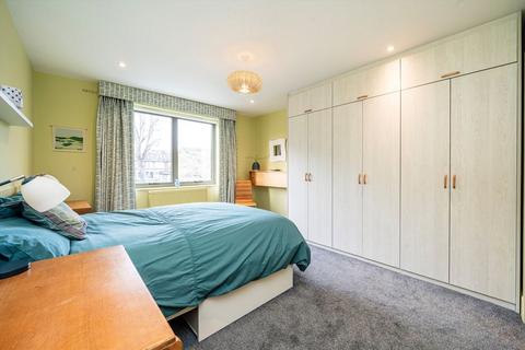 4 bedroom terraced house for sale, Beaumont Road, London W4