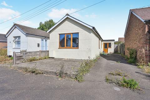 2 bedroom detached bungalow for sale, Highfield Road, March