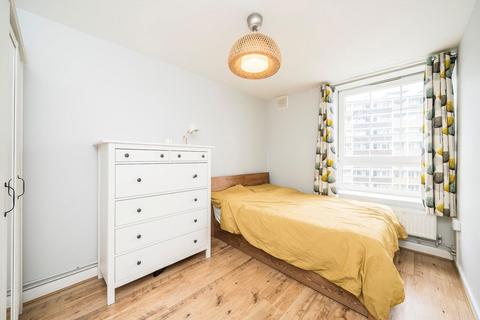 3 bedroom flat for sale, Copenhagen Street, London N1