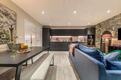 undefined, at Dagenham Green, Dagenham RM9