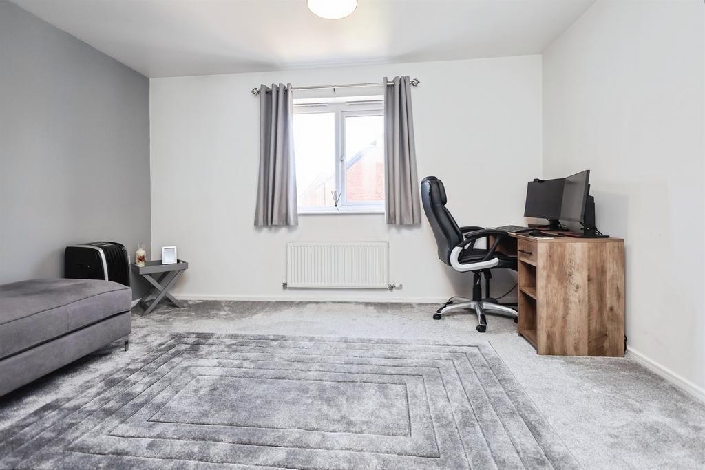House in Dudley, West Midlands - More