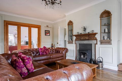7 bedroom detached house for sale, Quebec Road, Dereham