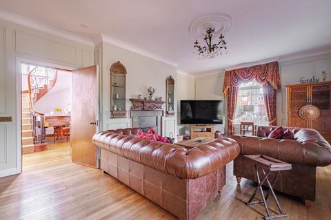 7 bedroom detached house for sale, Quebec Road, Dereham