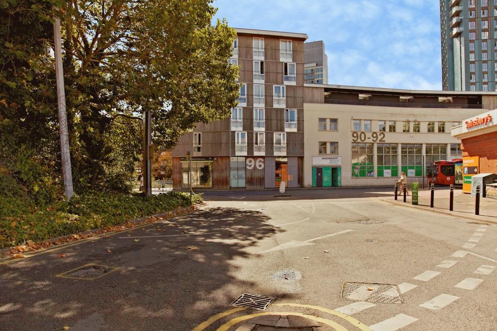 Apartment in Wandsworth - View 5