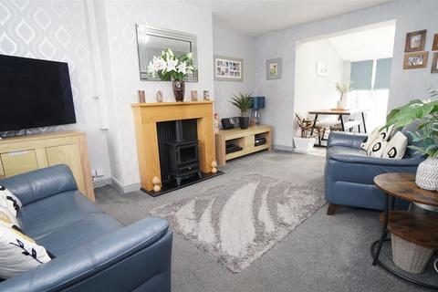 2 bedroom townhouse for sale, Pratt Lane, Shipley