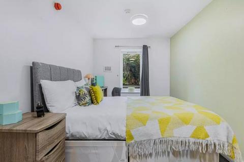 undefined, Purcell Street, LONDON