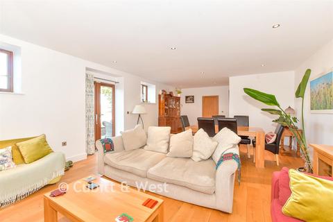 3 bedroom barn conversion for sale, Broadway Lane, Lovedean, Hampshire