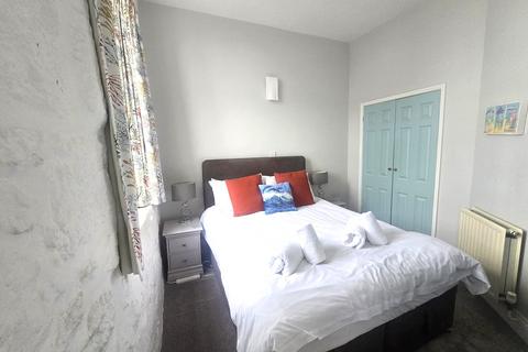 2 bedroom apartment to rent, Wharf Road, Penzance TR18