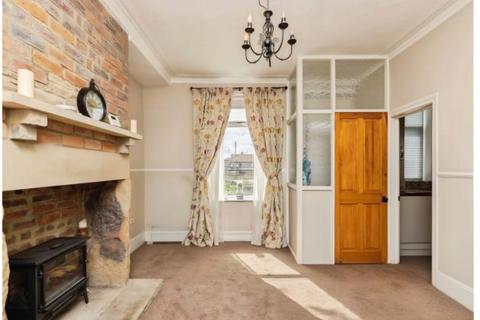 2 bedroom terraced house for sale, Oddy Place, Bradford