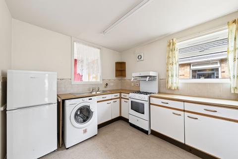 2 bedroom detached bungalow for sale, Fairfield Rise, Kirkburton, HD8