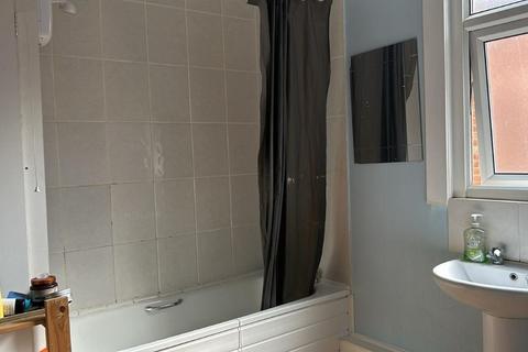 1 bedroom in a house share to rent, St. Peters Road, Leicester LE2