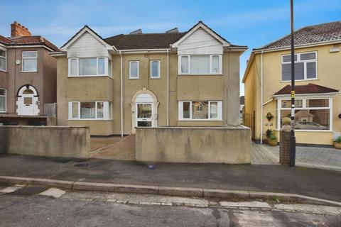 2 bedroom apartment to rent, Savoy Road, Bristol