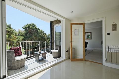 2 bedroom apartment for sale, Western Road, Poole BH13