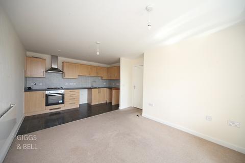 2 bedroom flat for sale, The Academy, Holly Street, Luton, Bedfordshire, LU1 3DD