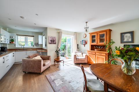 3 bedroom townhouse for sale, Leatherhead, Surrey, KT22