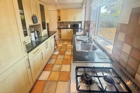 4 bedroom detached house to rent, London Road, Cambridge, CB22